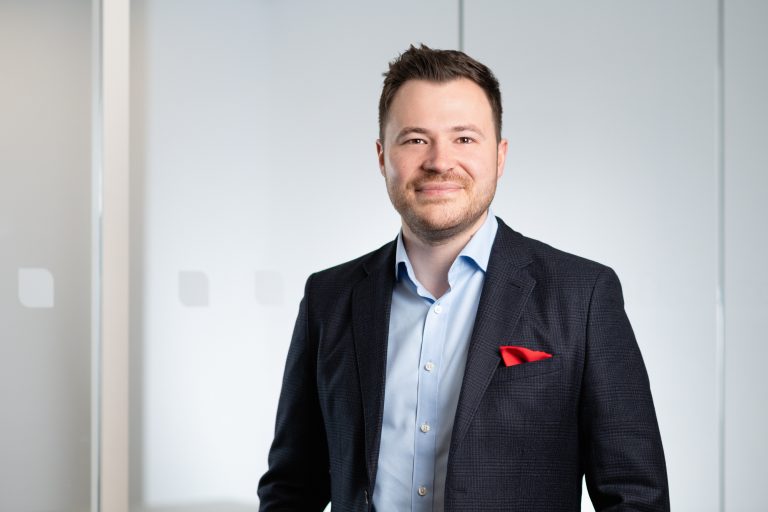 Derby diagnostic firm SureScreen takes part in three-way collaboration to trial monkeypox lateral flow test
