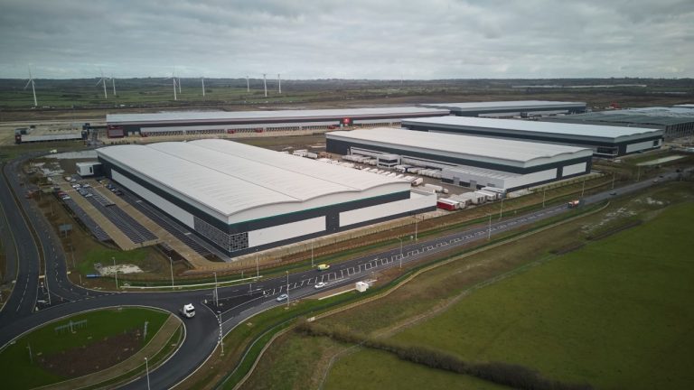 Transport and logistics firm takes over 500,000 sq ft in Daventry