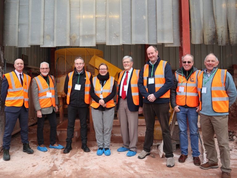 LJCC pledges funds for new mortar mill for Leicester College construction students