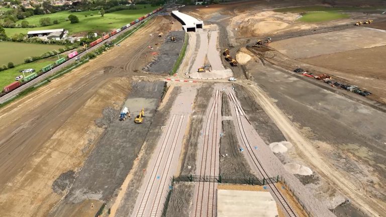 Railway engineers enter important phase to connect major new rail freight interchange to West Coast main line in Northampton