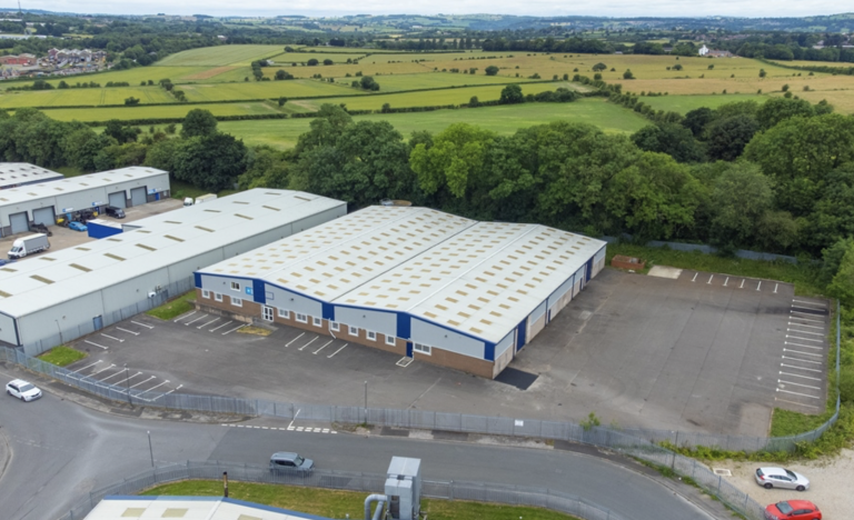 28,000ft² let at Amber Business Centre