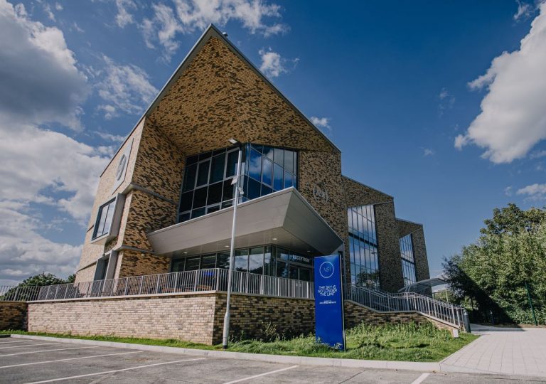 £15.4m aerospace training facility opens in Newark