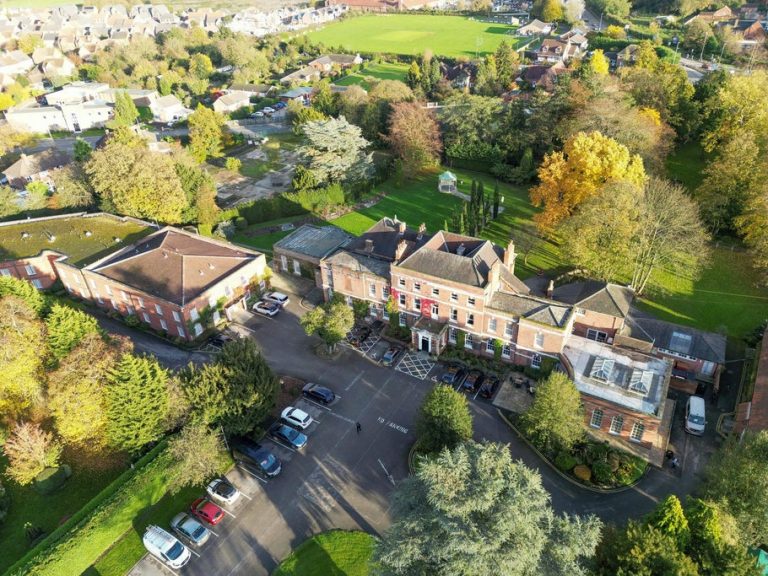 Established Nottinghamshire hotel enters market as owners retire