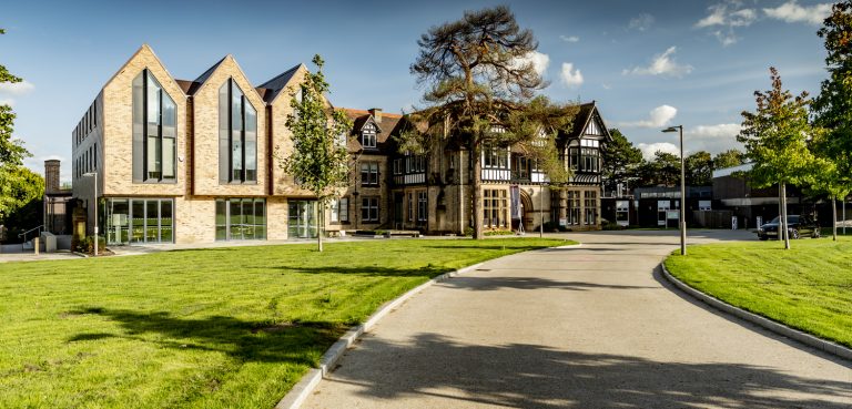 University and Chamber strengthen regional business insight
